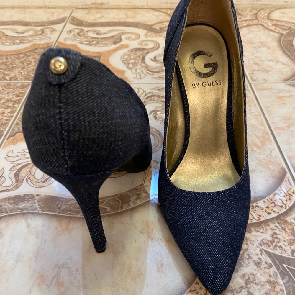 Stilettos - Picture 2 of 5